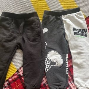 Zara sweatpants boys size 4-5 (fit more like 3-4)